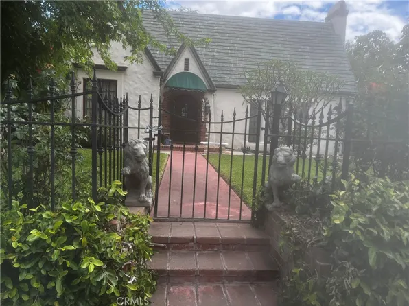 4579 University Ave, Riverside, CA 92501