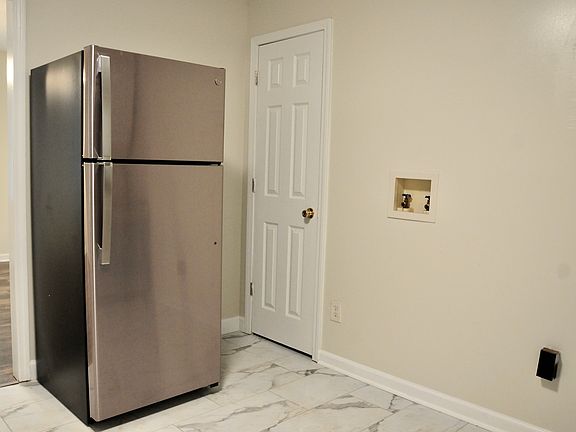 new fridge and laundry hookups