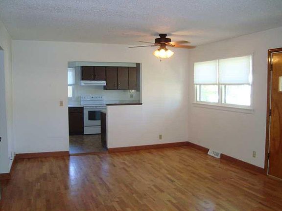 3rd image of 1728 Avenue F