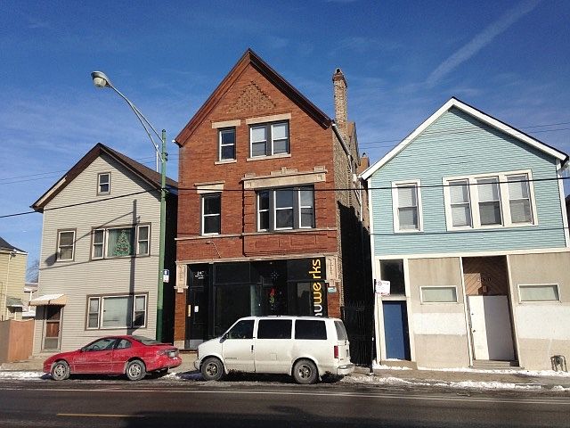 1st image of 2475 N Clybourn Ave APT G