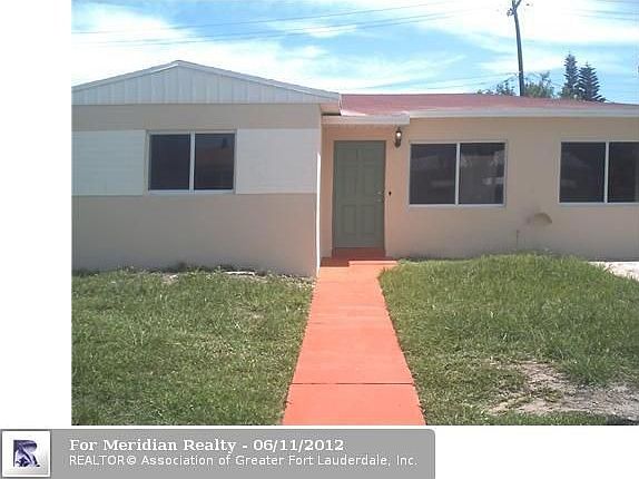 2nd image of 4240 SW 38th St