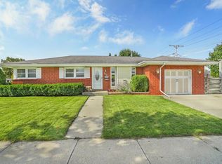 3630 Lasalle St, Racine, WI 53402