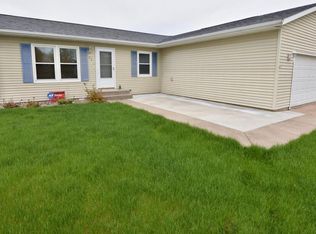 203 Hattan St, Bangor, WI 54614