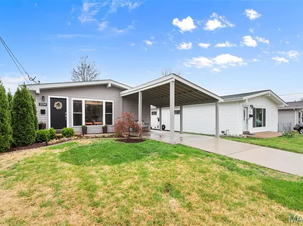 224 Deane Ct, Saint Louis, MO 63127