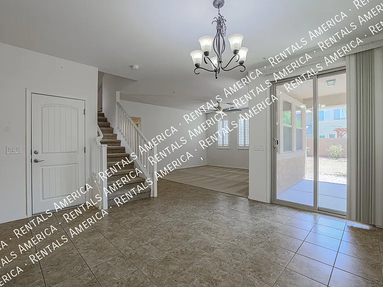 3457 E Mia Ln — Photo 5