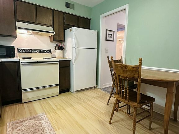3rd image of 3333 Moores River Dr APT 811