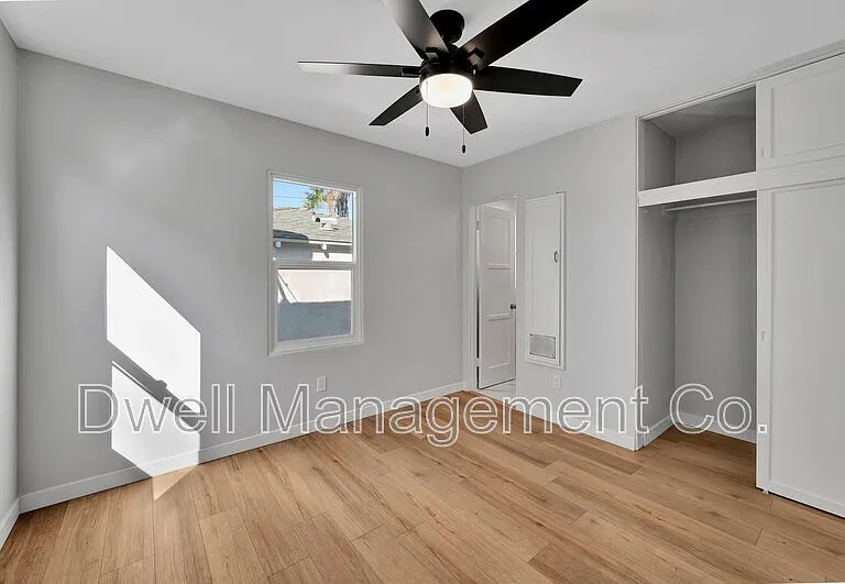 2176 Bacon St — Photo 16