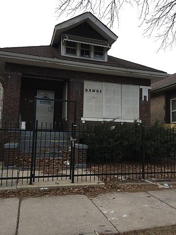 2nd image of 8028 S Laflin St