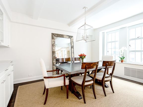 4th image of 470 W 24th St APT 7J