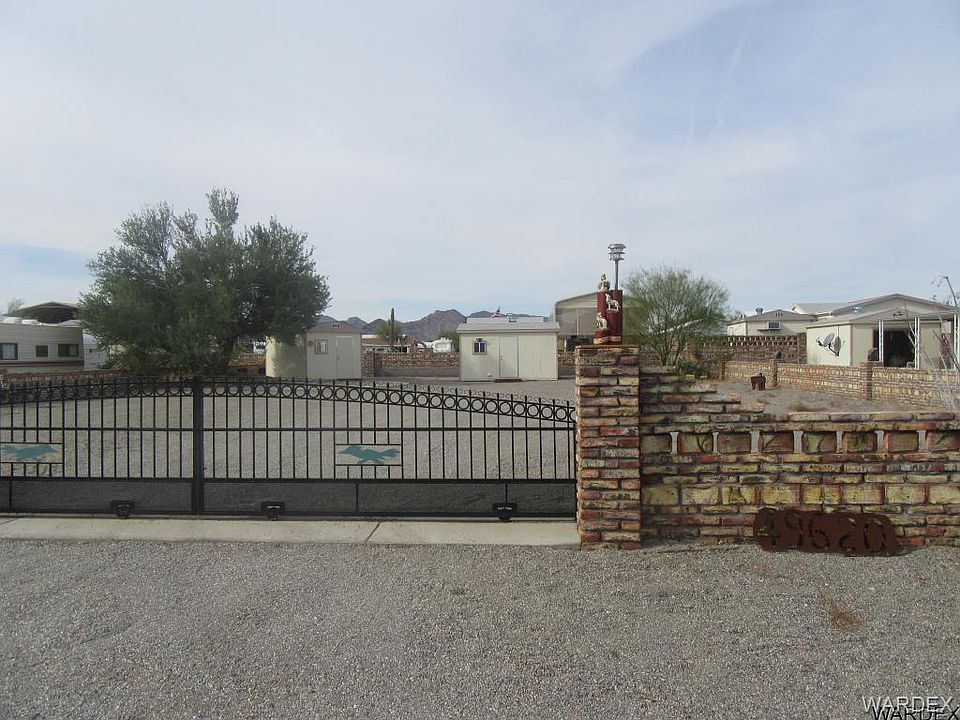 1st image of 49620 Sapphire Ave