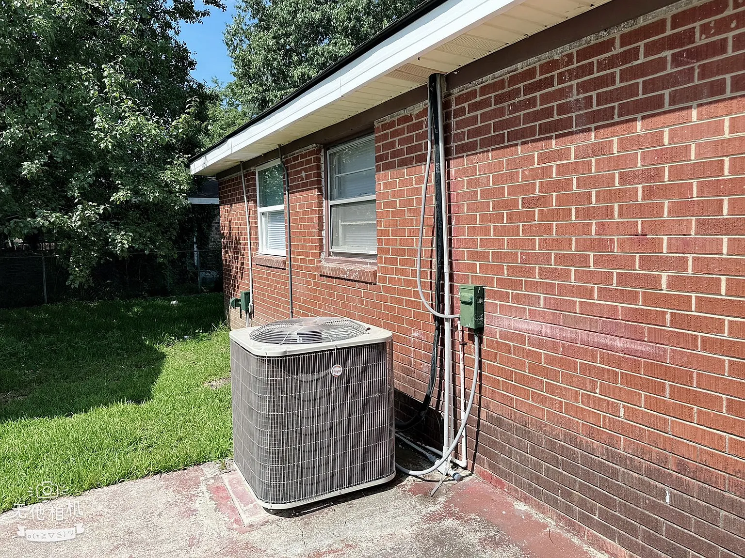 3324 Young Forest Dr — Photo 2
