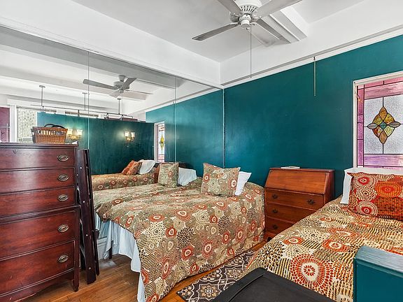 5th image of 170 W 74th St APT 1102