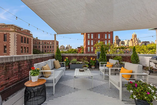 Sold by Douglas Elliman | media 26