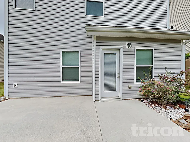 514 Lobdale Falls Dr — Photo 13