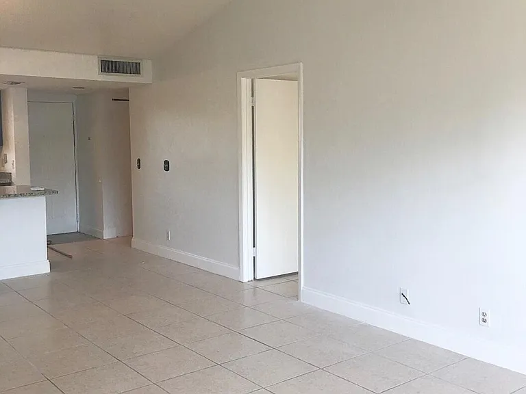 6283 La Costa Dr #L — Photo 5