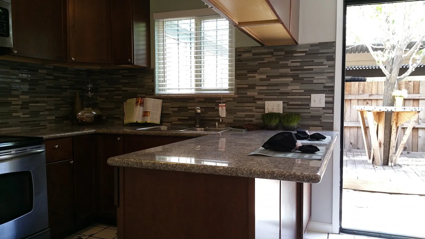 2121 Cottage Way photo 1