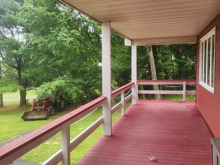 532 Hamlet Dr — Photo 4