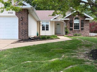 3704 N 10th St, Ozark, MO 65721