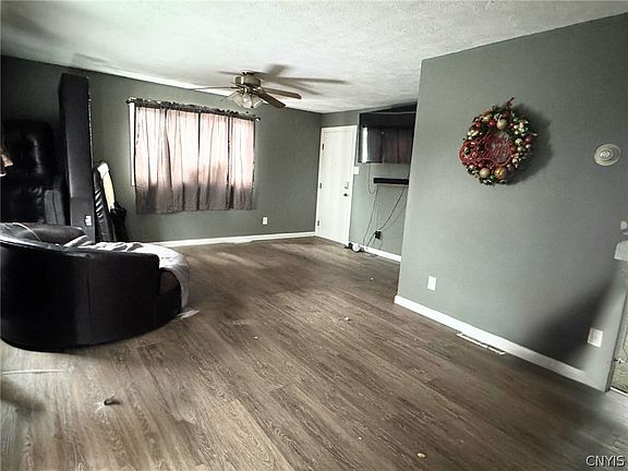 4th image of 1127 Jefferson Ave