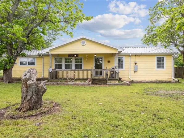 2037 Fm 1563, Wolfe City, TX 75496