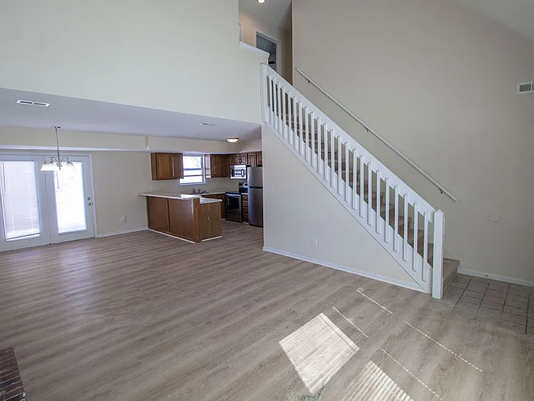 3612 Hermitage Rd — Photo 4