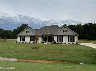 13600 Pebble Ridge Dr, Byhalia, MS 38611