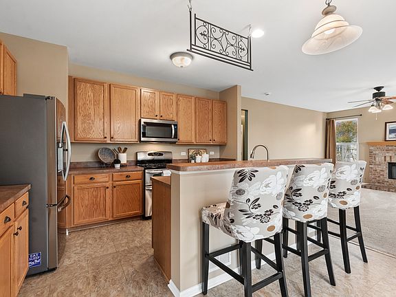 5th image of 2318 W Cascade Cir