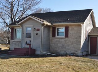 1110 S Evergreen St, Shawano, WI 54166