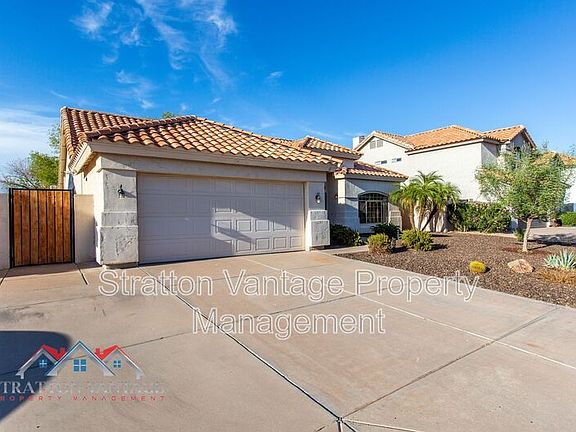 4th image of 432 E Avenida Sierra Madre