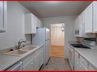 3410 Valley Ridge Rd APT 3, Middleton, WI 53562