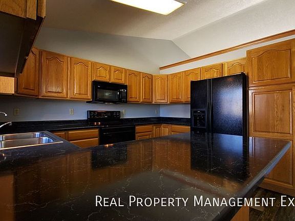 3rd image of 6809 S Connie Ave