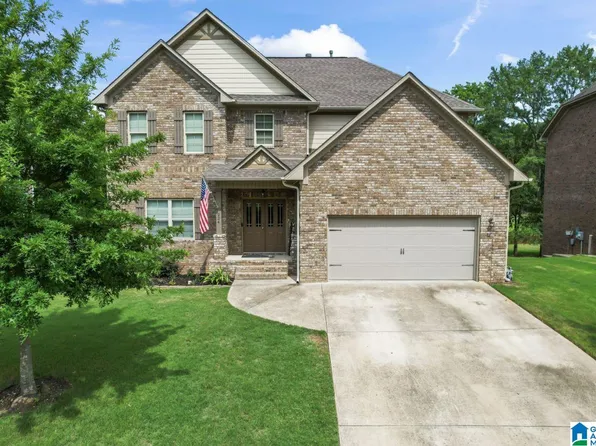 224 Red Bay Dr, Maylene, AL 35114