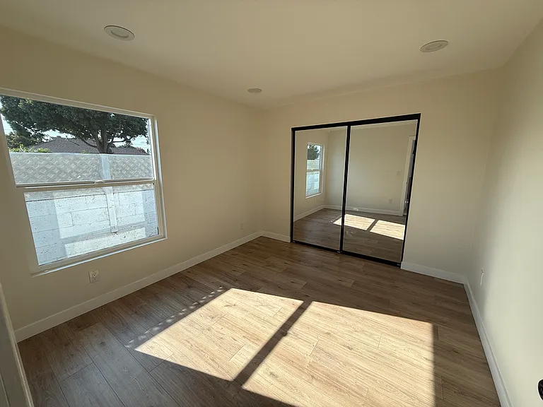11405 E Lindale St — Photo 8