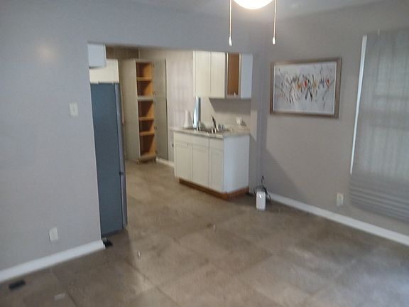 3rd image of 5008 Maryland St