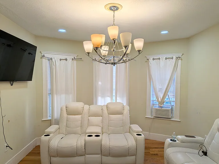 22 Clark St #1 — Photo 7