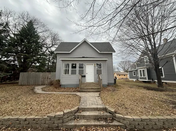 811 N 4th St, Montevideo, MN 56265
