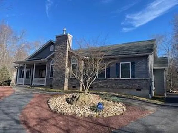 102 Lehigh River Court, Call Listing Agent, PA 18424