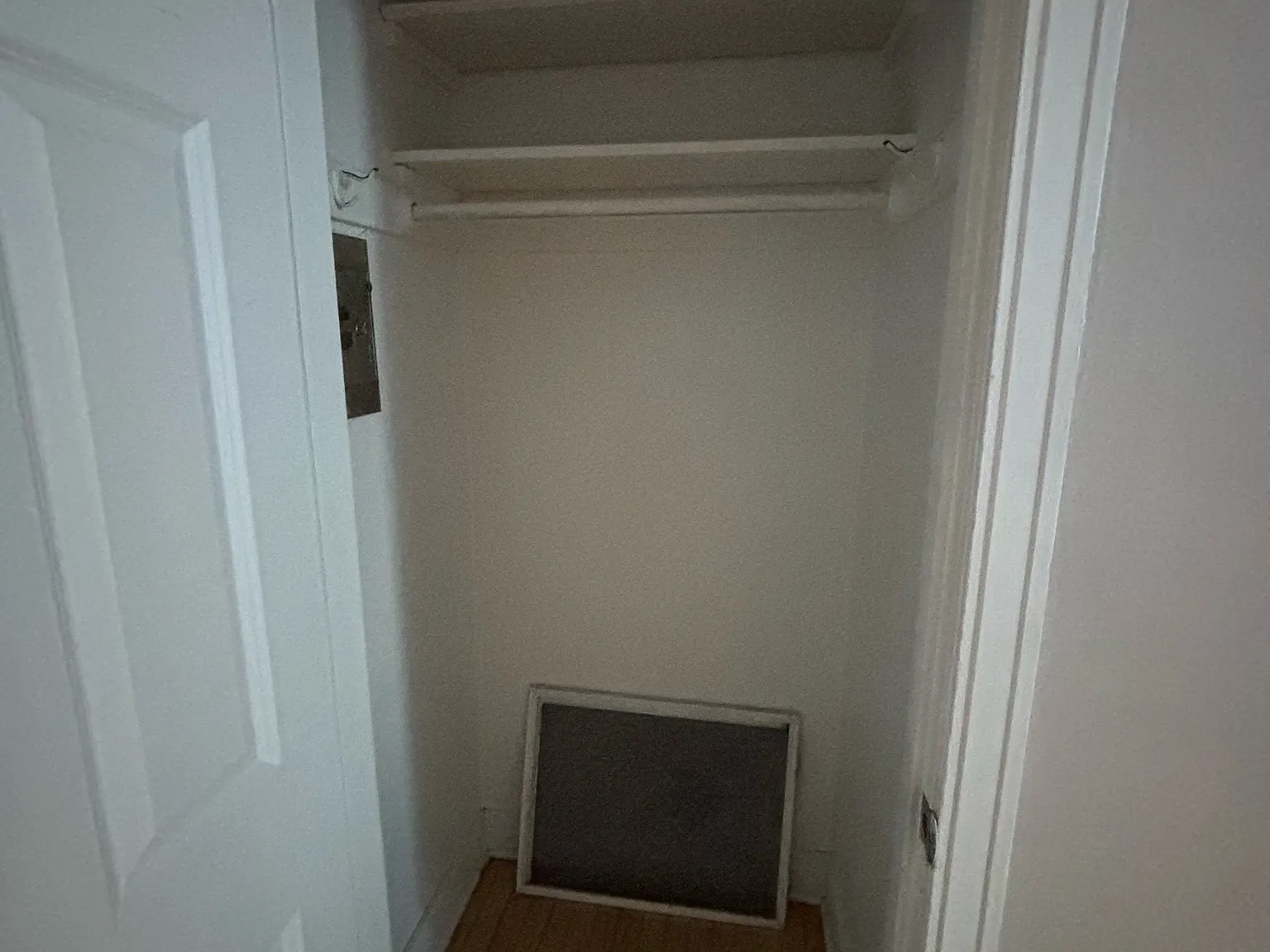Bostwick Flats - 202 — Photo 3