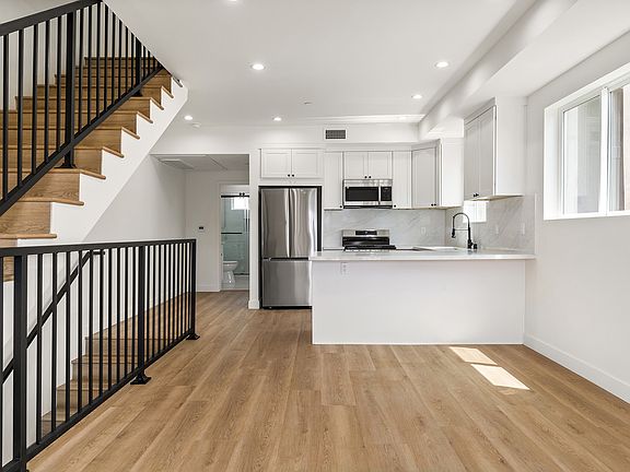 2nd image of 5351 Virginia Ave