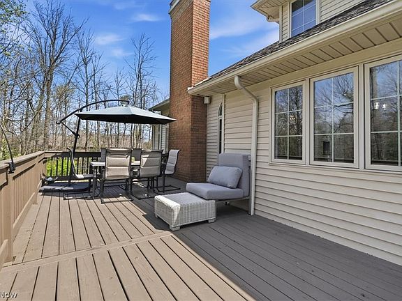 5th image of 270 Sugar Maple Ln