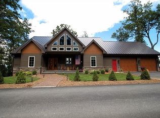 74 Tryon Ridge Rd, Columbus, NC 28722