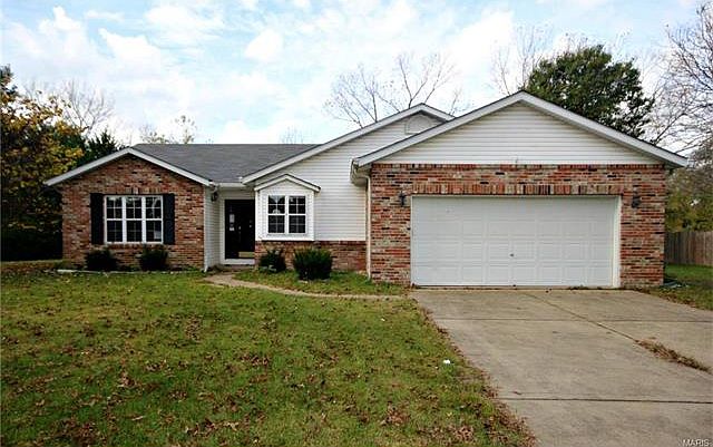 1st image of 206 Arlington Dr