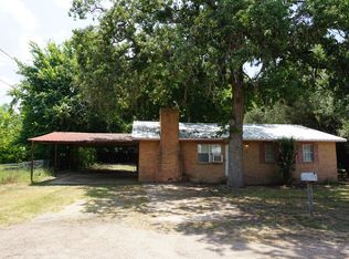 910 Sycamore St, Athens, TX 75751