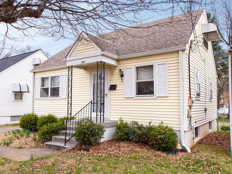 1st image of 883 Parkway Dr