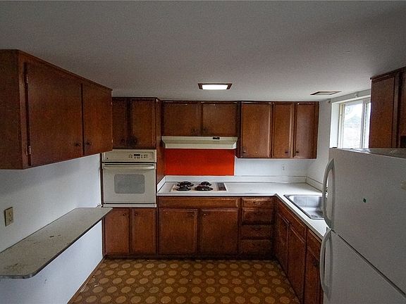 4th image of 1735 Dogwood Dr SE