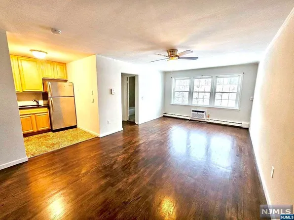 605 Grove St APT L6, Clifton, NJ 07013