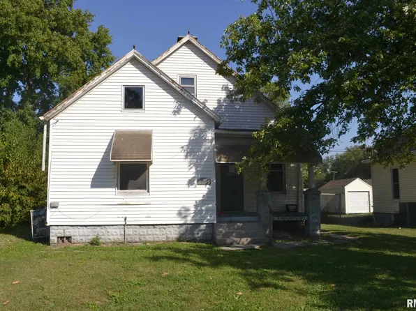 616 N East St, Jacksonville, IL 62650