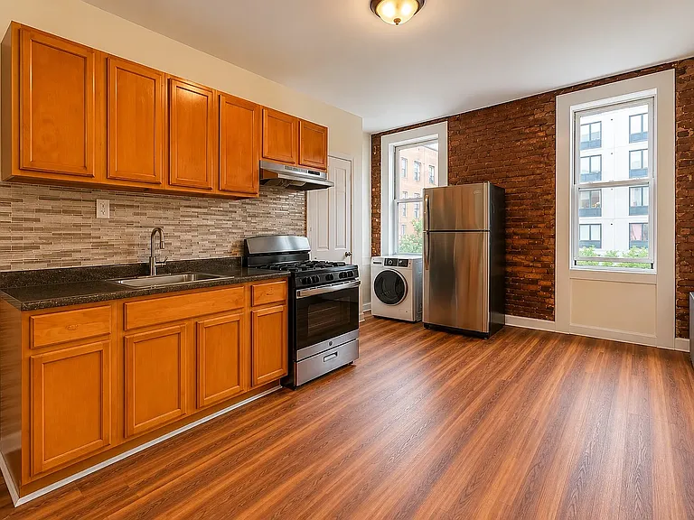 791 Flushing Ave #4R — Photo 3