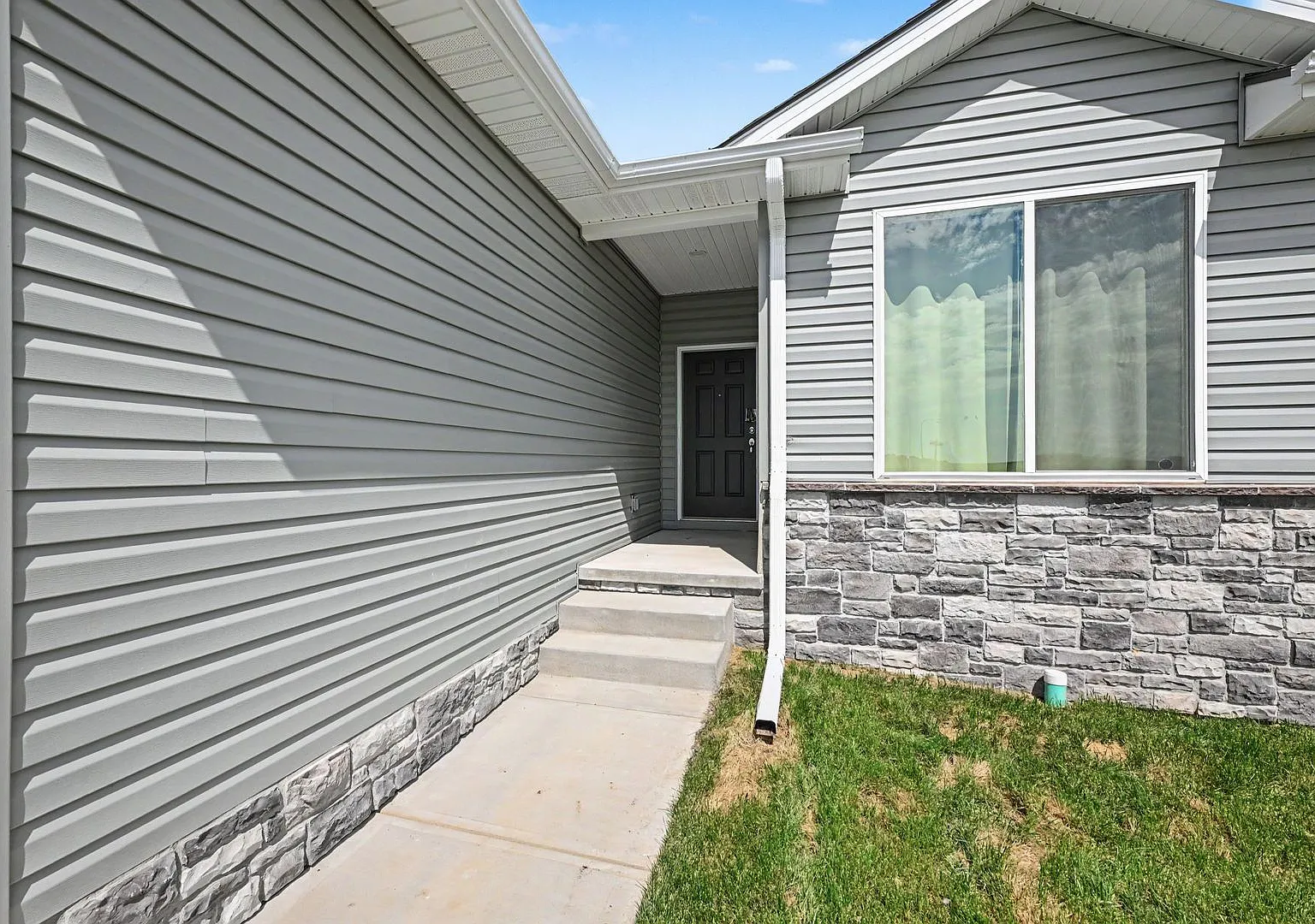 New Construction Ranch is Ready for You! — Photo 3