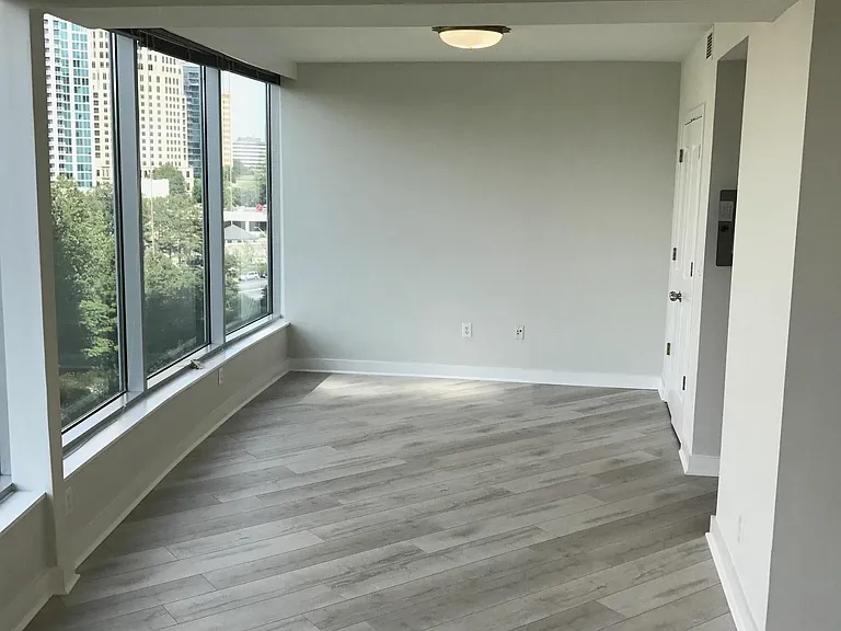 3338 Peachtree Rd NE #604 — Photo 21